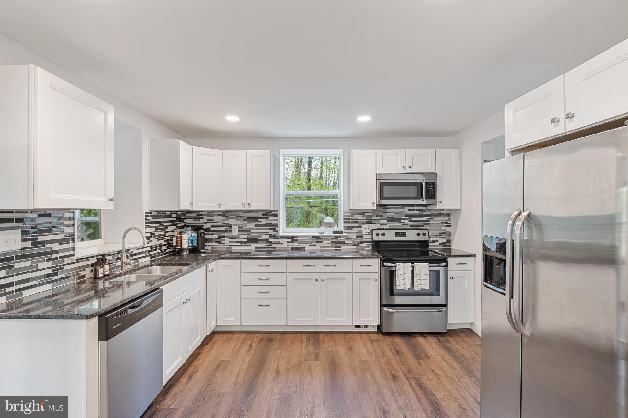 360 Hartman Road Reading, PA 19606 - Photo 15 of 27 Stainless Apliances