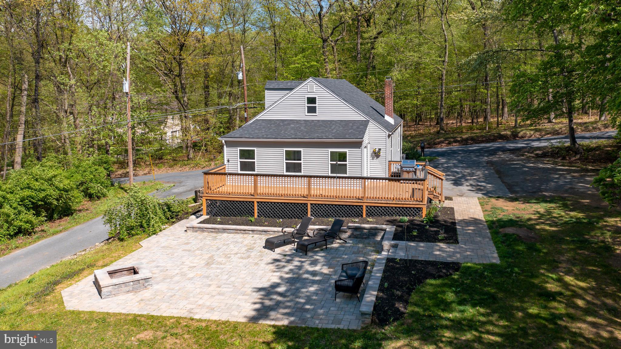 360 Hartman Road Reading, PA 19606 - Photo 9 of 27 Back Exterior