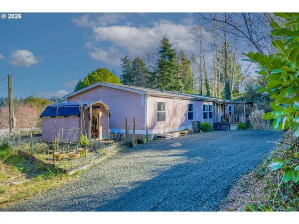 $275,000 | 93720 Adams Lane, Coos Bay, OR 97420