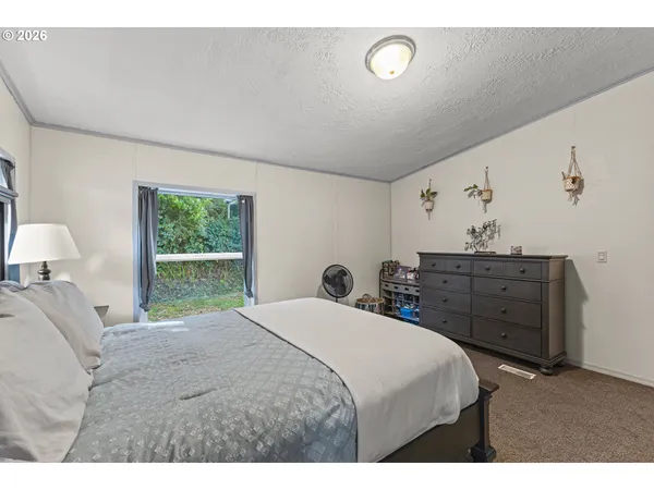 $275,000 | 93720 Adams Lane, Coos Bay, OR 97420