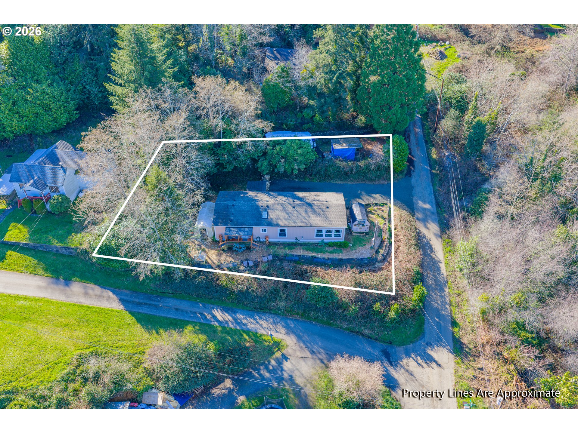93720 Adams Lane Coos Bay, OR 97420 - Photo 3 of 47