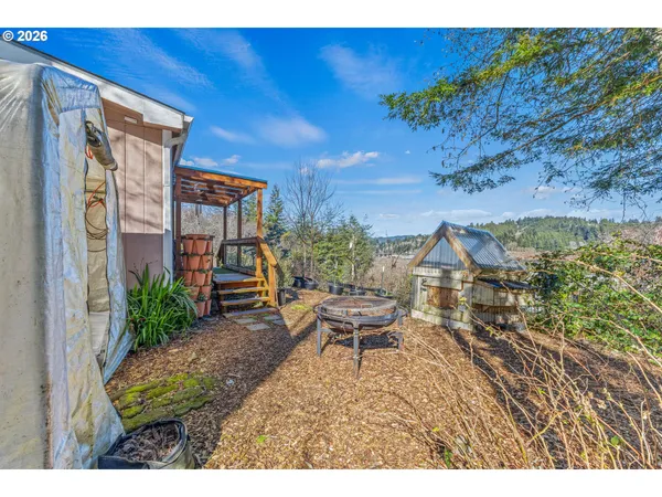 $275,000 | 93720 Adams Lane, Coos Bay, OR 97420