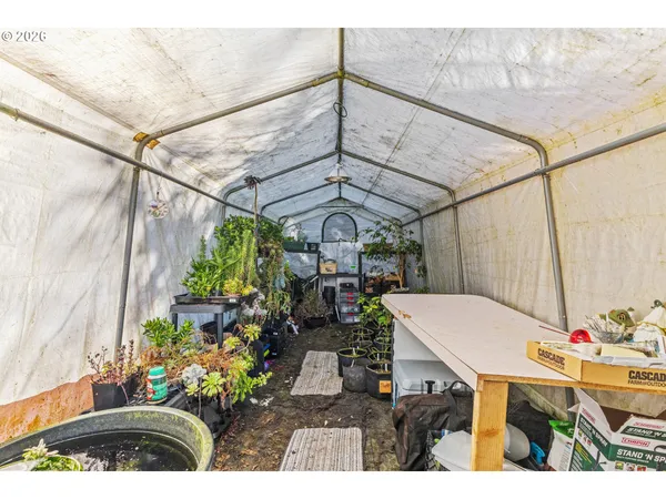 $275,000 | 93720 Adams Lane, Coos Bay, OR 97420