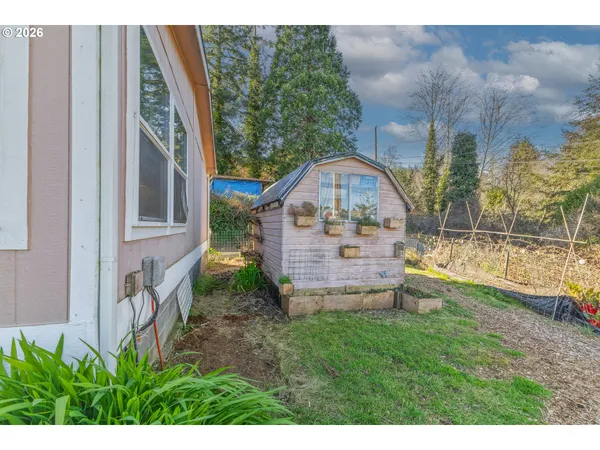 $275,000 | 93720 Adams Lane, Coos Bay, OR 97420