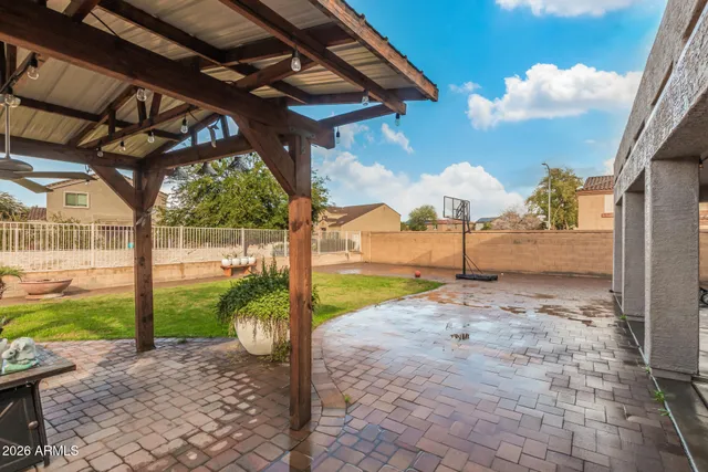 $2,550 | 11114 West Pierson Street, Phoenix, AZ 85037