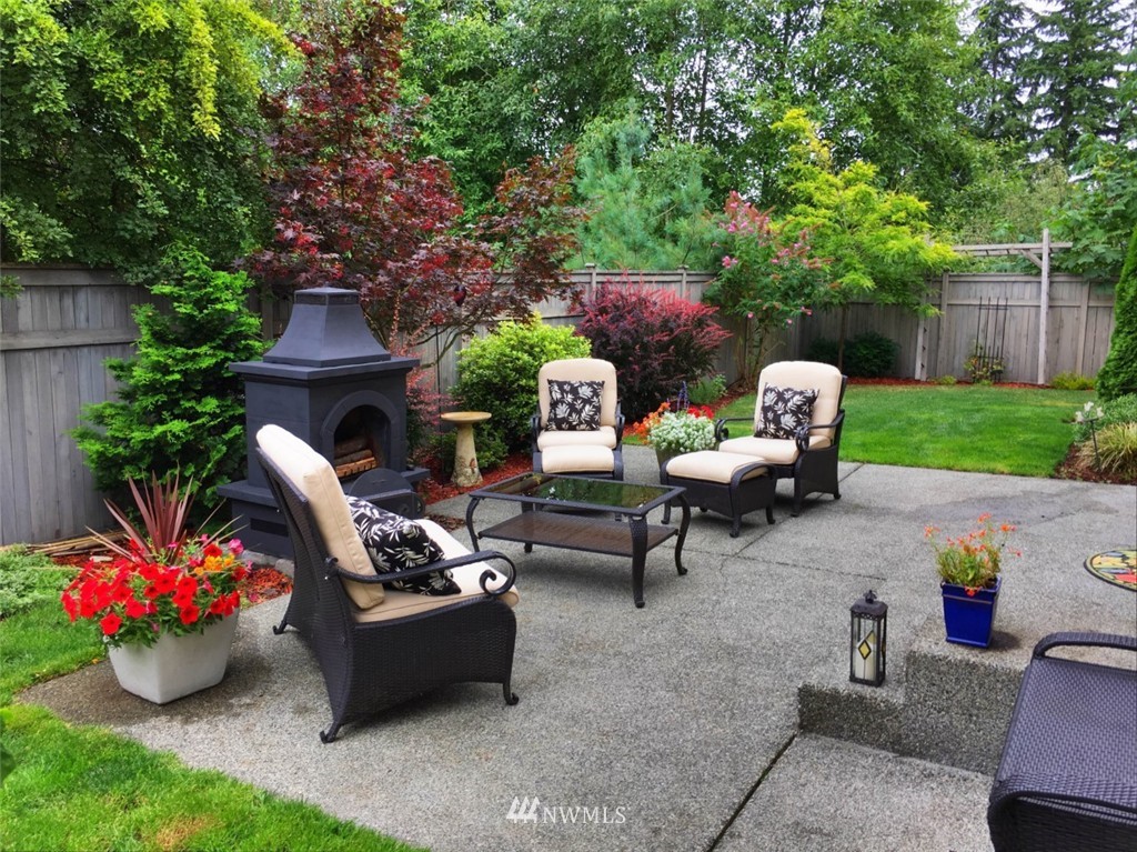 4824 Northeast 1st Street Renton, WA 98059 - Photo 2 of 22