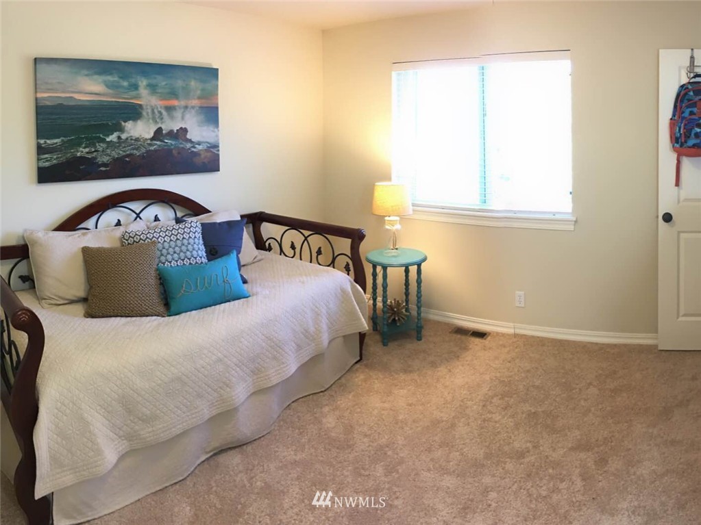 4824 Northeast 1st Street Renton, WA 98059 - Photo 20 of 22