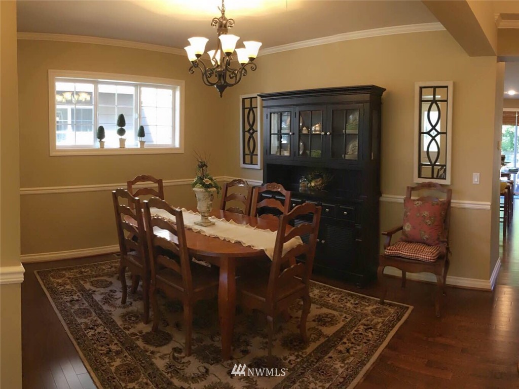 4824 Northeast 1st Street Renton, WA 98059 - Photo 6 of 22
