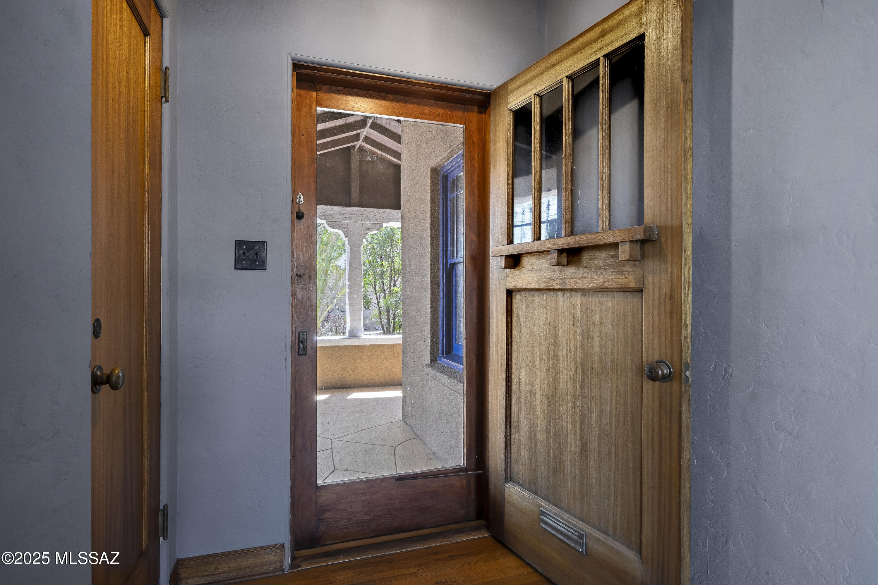 1300 East Grant Road Tucson, AZ 85719 - Photo 4 of 34 Gallery Image 4
