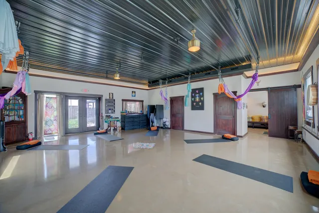 a view of a sign board