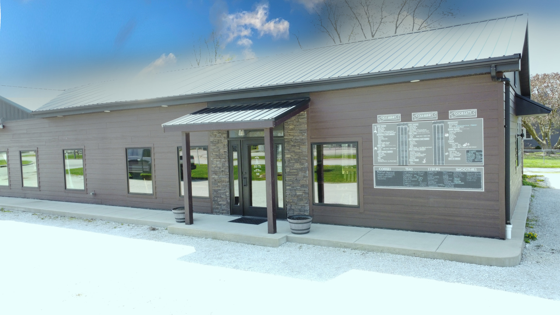 201 Main Street Crescent City, IL 60928 - Photo 5 of 65 a view of an entrance door of the house