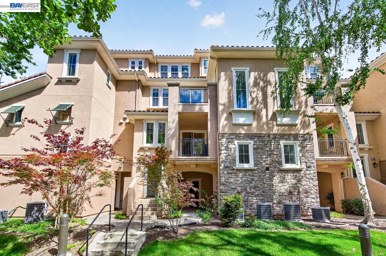 3391 Monaghan Street Dublin, CA 94568 - Photo 2 of 57