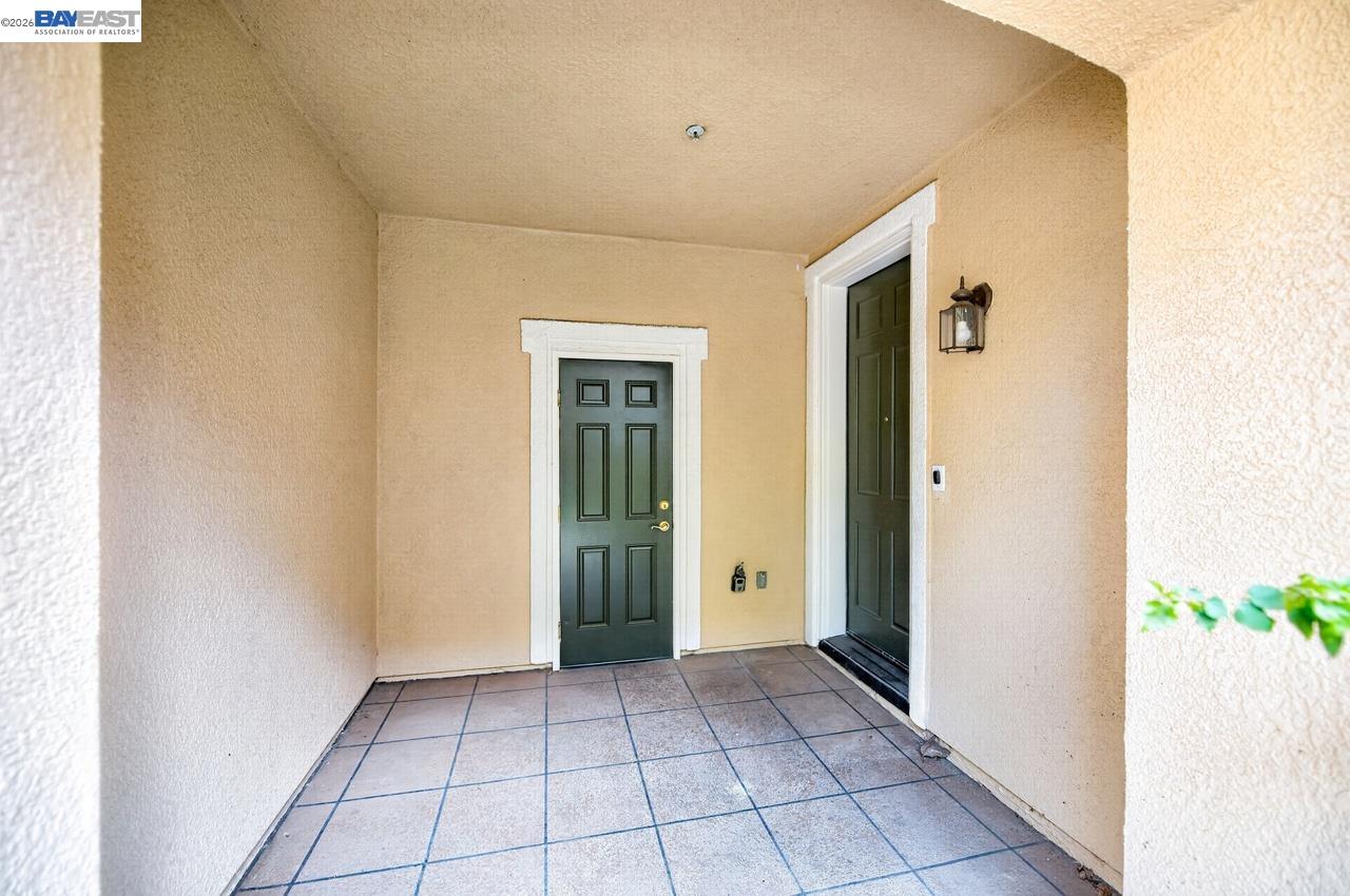3391 Monaghan Street Dublin, CA 94568 - Photo 7 of 57