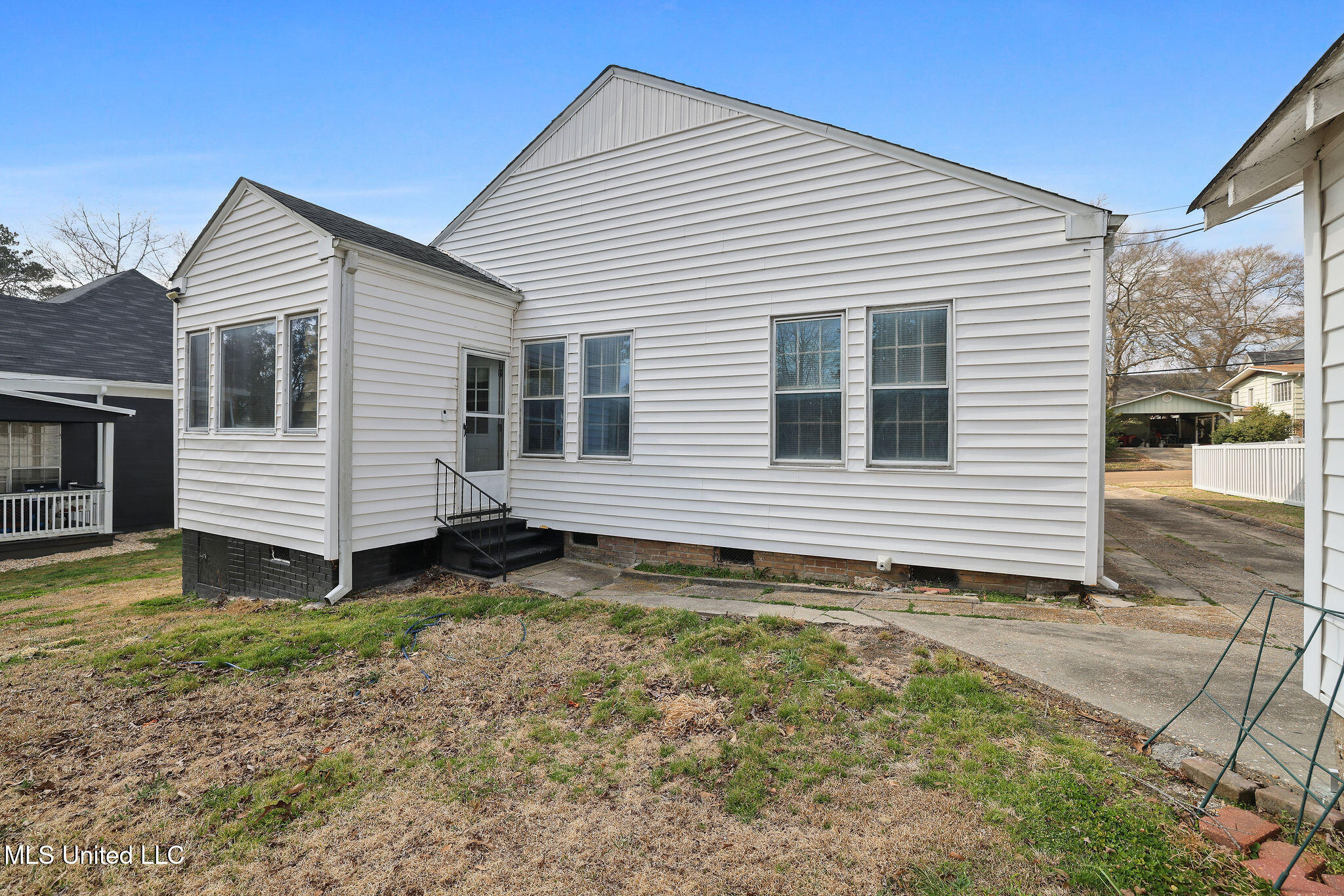 415 South 5th Street McComb, MS 39648 - Photo 6 of 21 CE4A1858