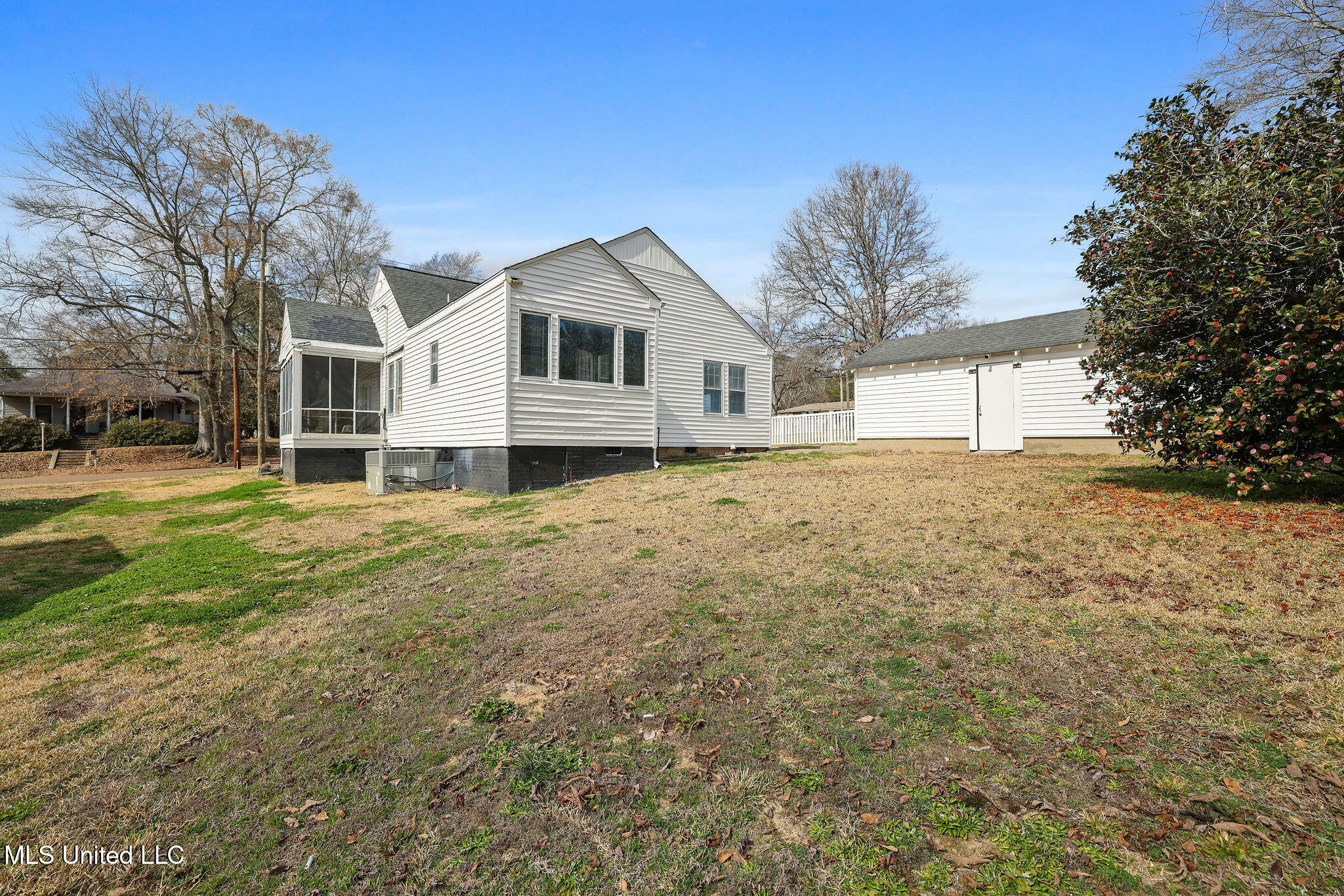415 South 5th Street McComb, MS 39648 - Photo 7 of 21 CE4A1863