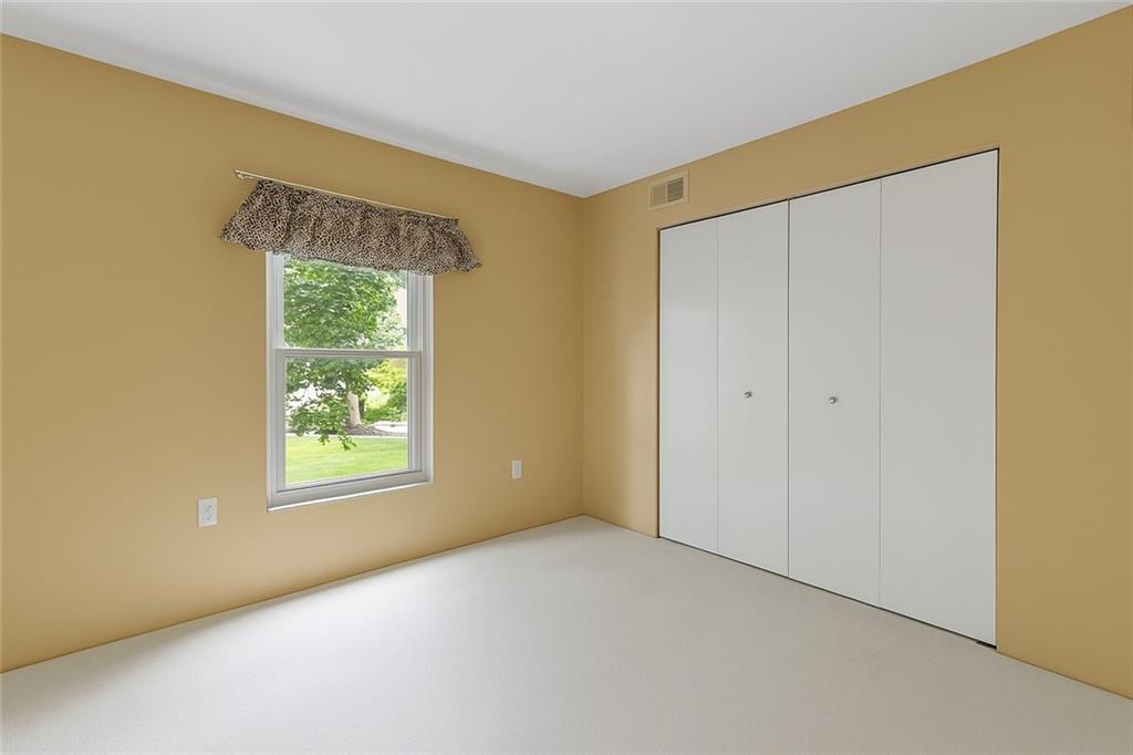 2409 Kenzie Road Pittsburgh, PA 15205 - Photo 21 of 37 Gallery Image 21