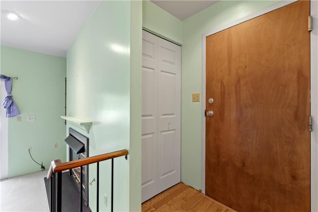 2409 Kenzie Road Pittsburgh, PA 15205 - Photo 3 of 37 Gallery Image 3