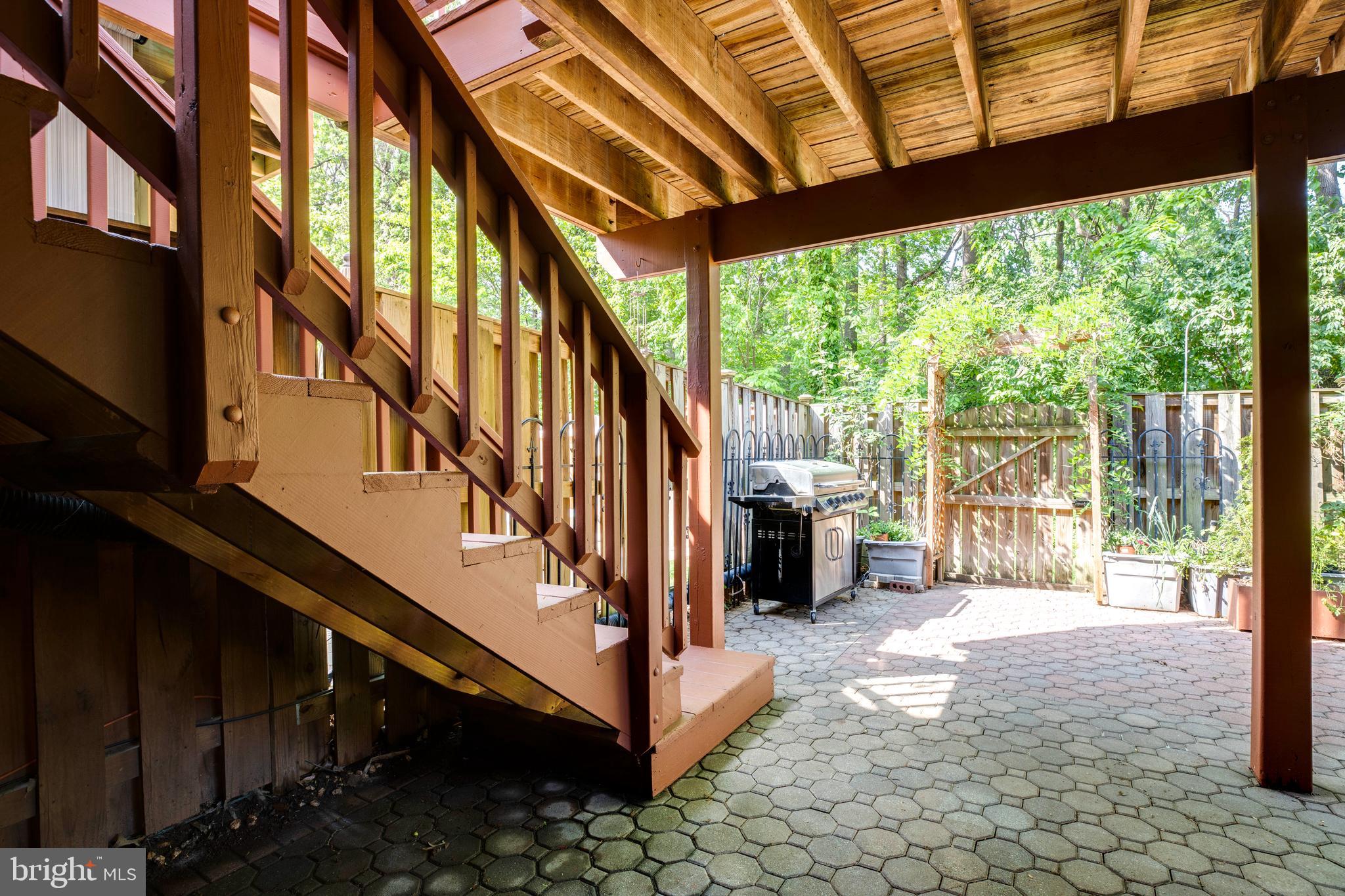 5909 Rinard Drive Centreville, VA 20120 - Photo 40 of 46 a view of an entryway with garden