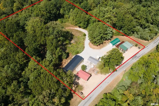 $295,000 | 5435 Hickory Ridge Road, Pomona, IL 62975