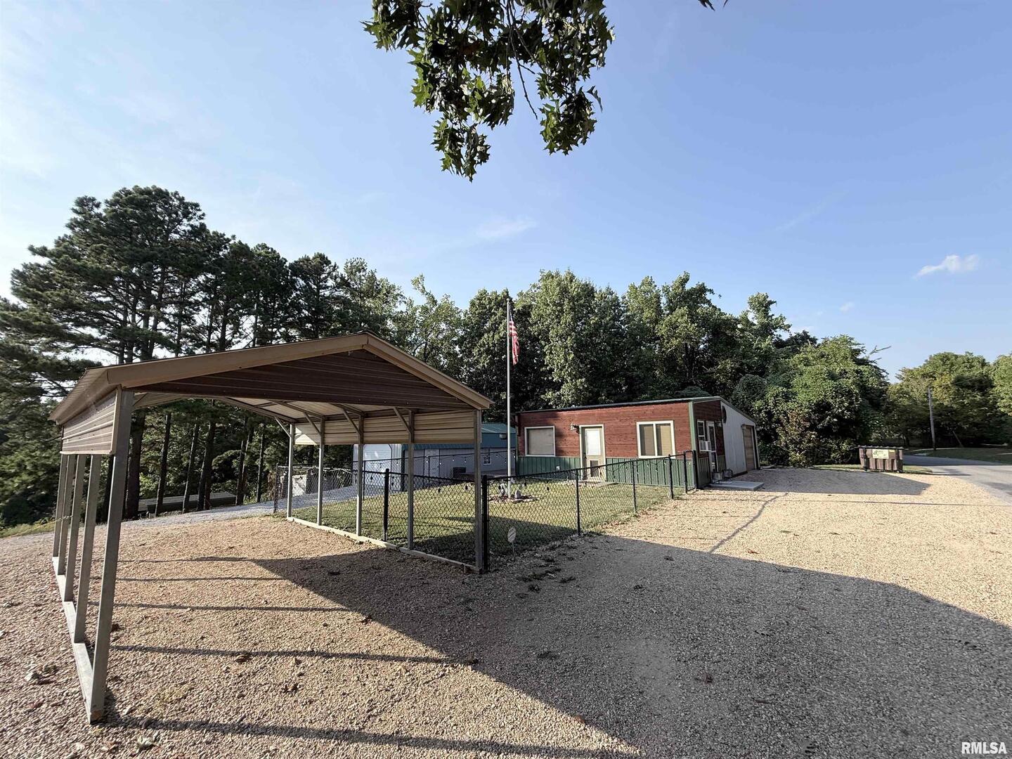 5435 Hickory Ridge Road Pomona, IL 62975 - Photo 15 of 77