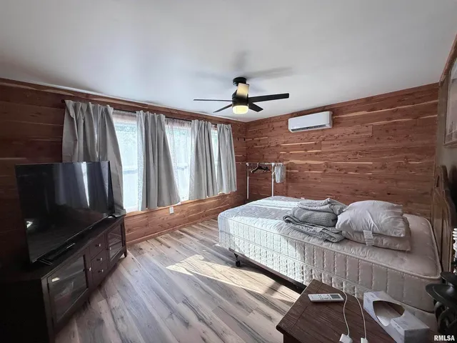 $295,000 | 5435 Hickory Ridge Road, Pomona, IL 62975