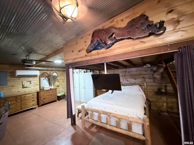 $295,000 | 5435 Hickory Ridge Road, Pomona, IL 62975