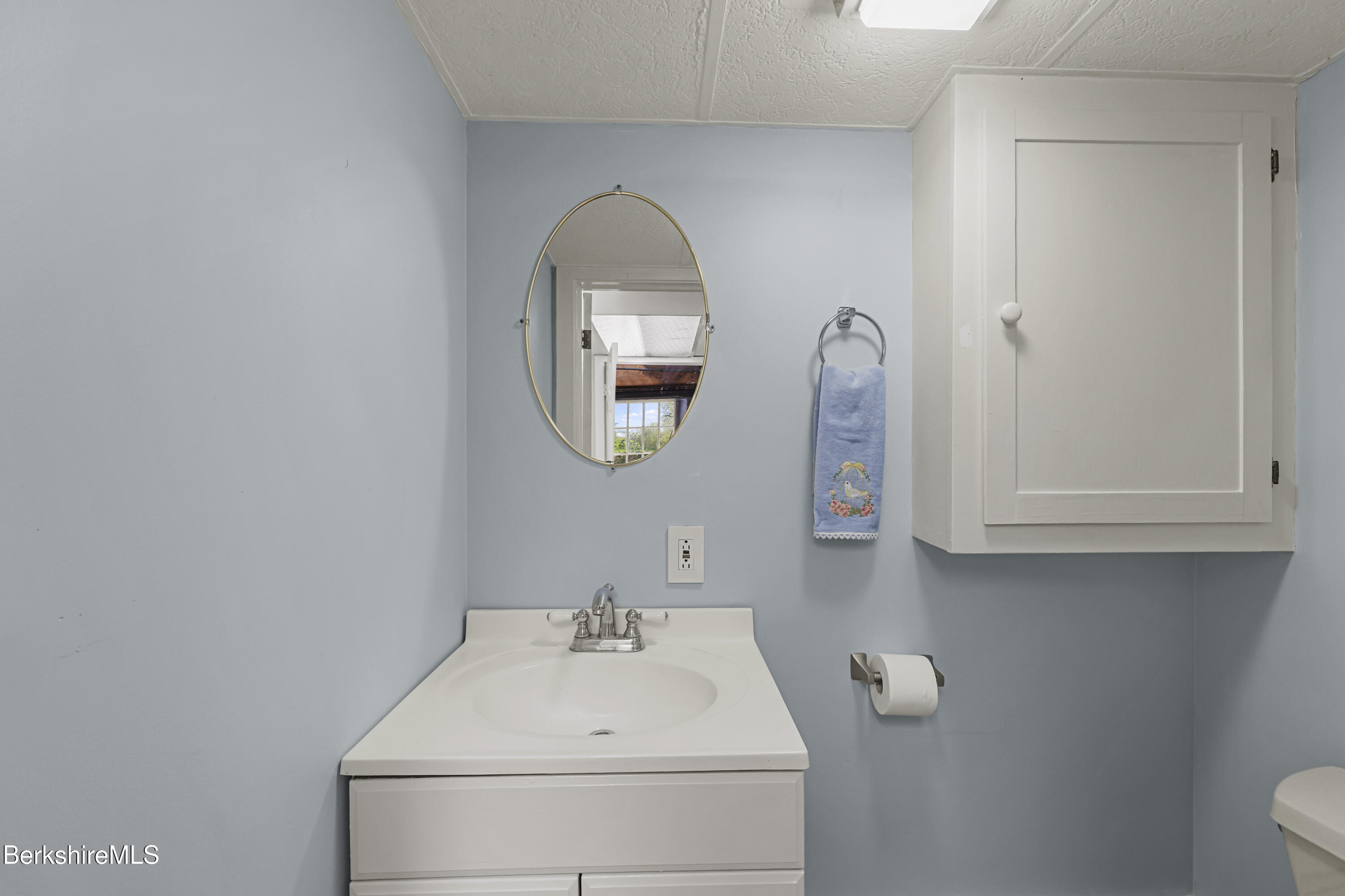 276 Pecks Road Pittsfield, MA 01201 - Photo 24 of 32 Lower Level Half Bath