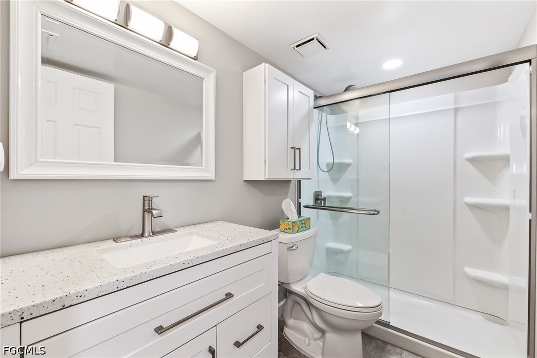 16007 Davis Road, Unit 511 Fort Myers, FL 33908 - Photo 9 of 23