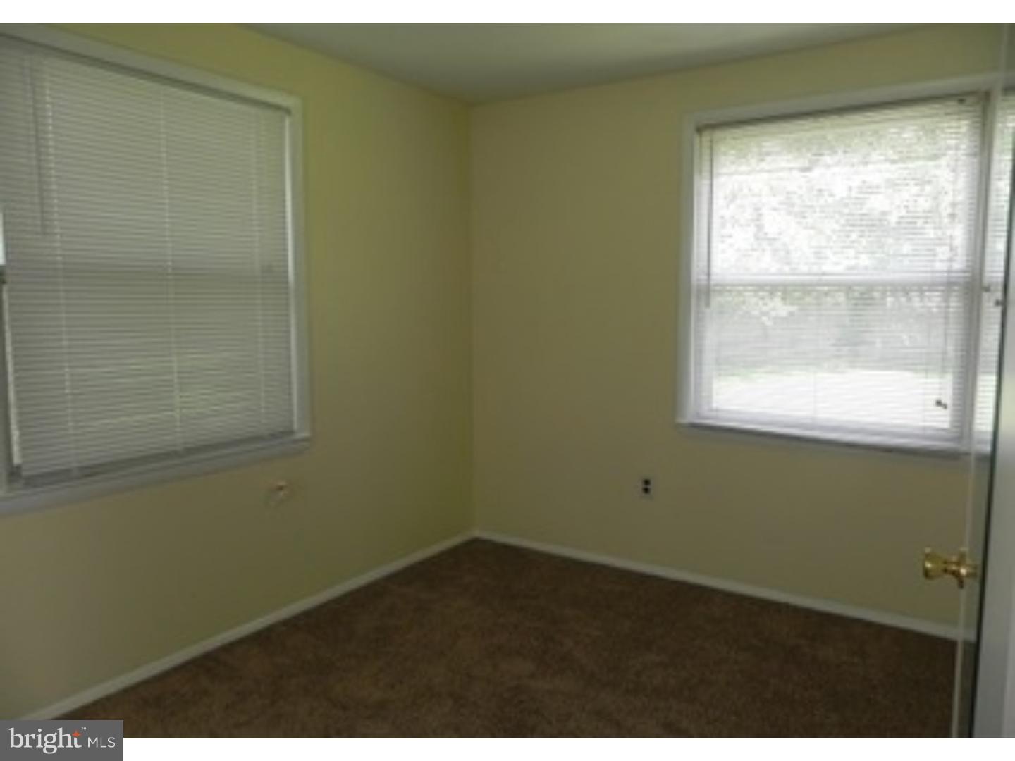 11 Davis Court Pemberton, NJ 08068 - Photo 3 of 7