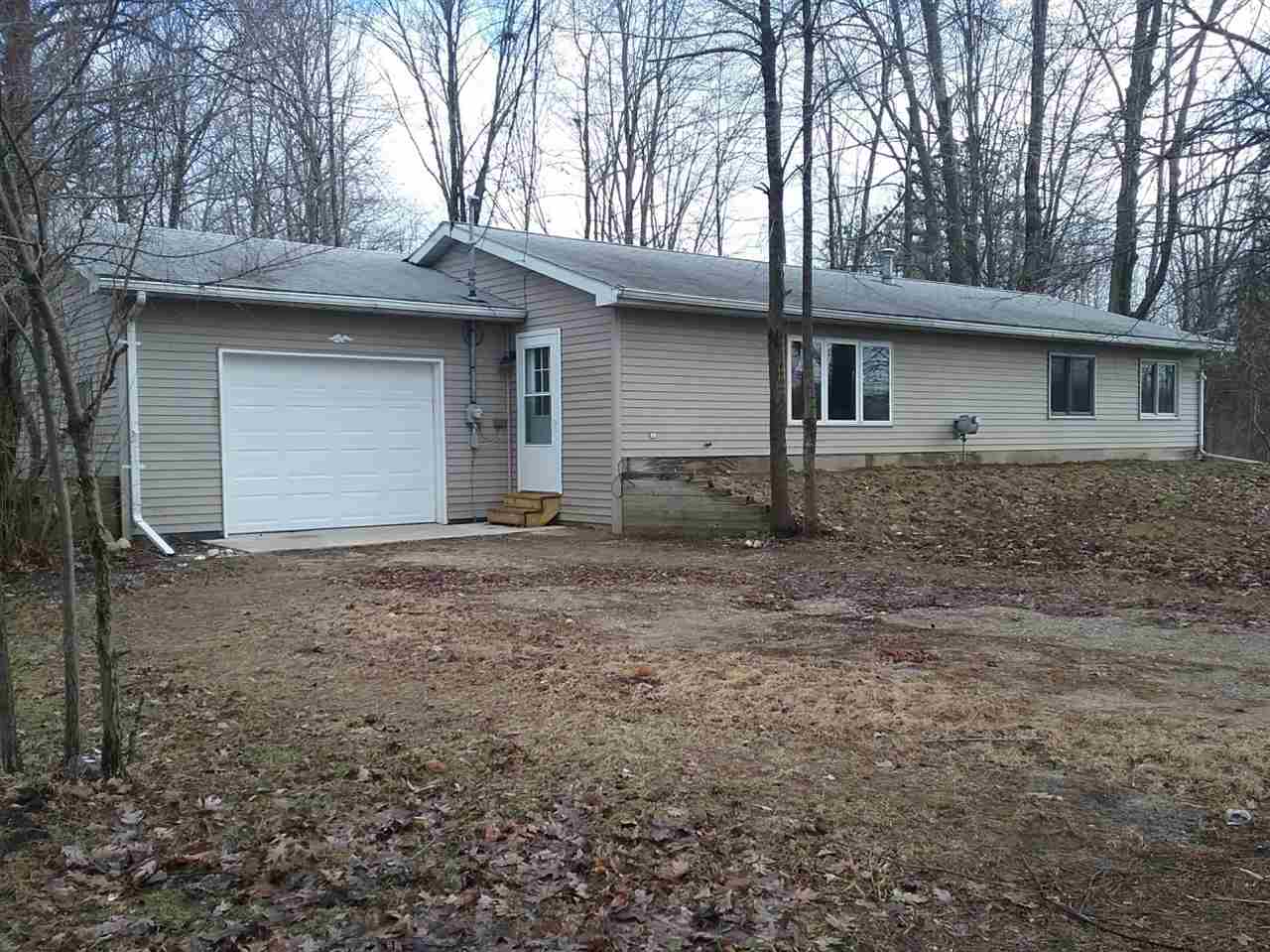 11243 East Pickard Road Mount Pleasant, MI 48858 - Photo 32 of 37 1872840-31.JPG