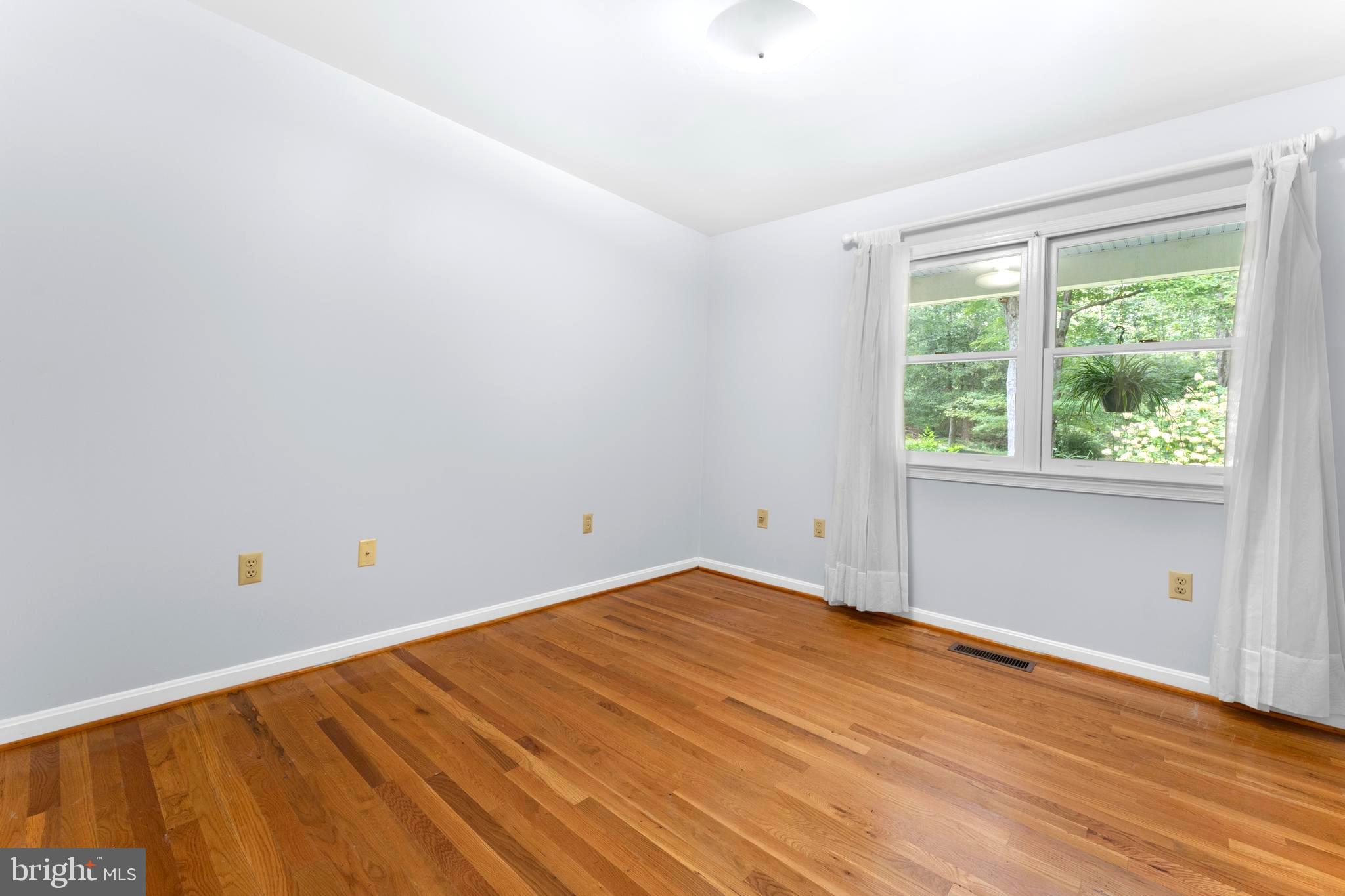 304 James City Road Reva, VA 22735 - Photo 14 of 41 Gallery Image 14
