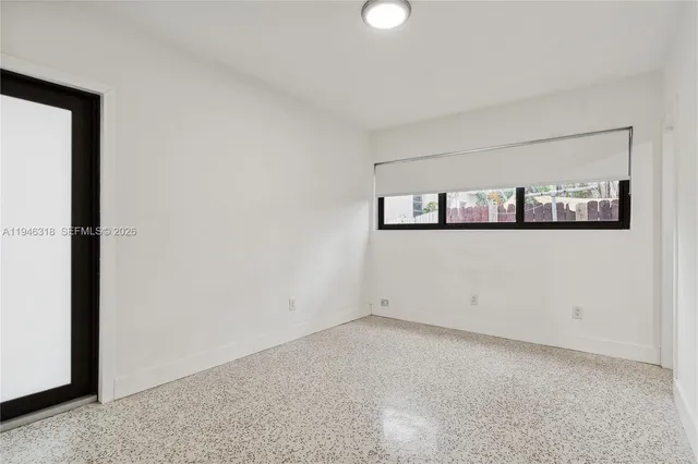 $2,600 | 8020 Crespi Boulevard, Unit 2, Miami Beach, FL 33141