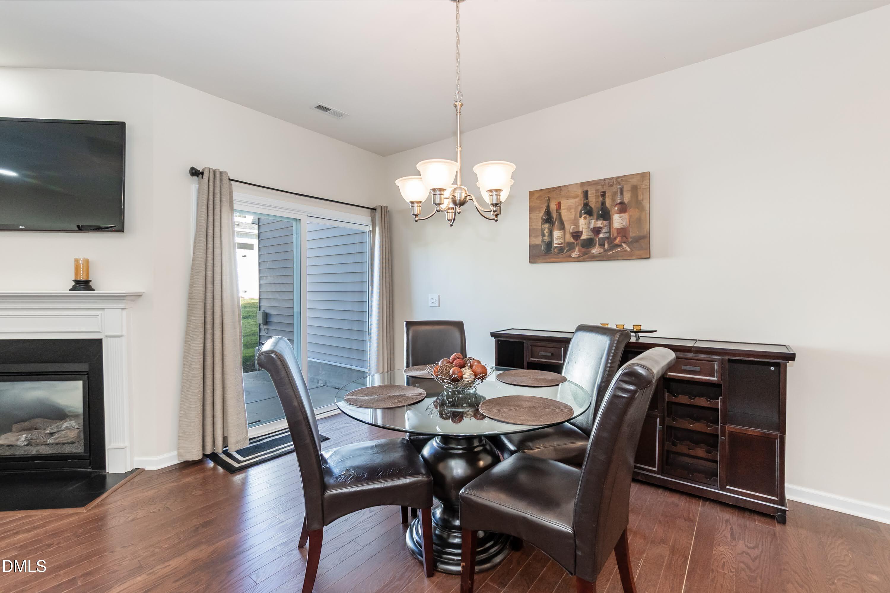 7330 Caversham Way Raleigh, NC 27617 - Photo 8 of 29 Dining 01