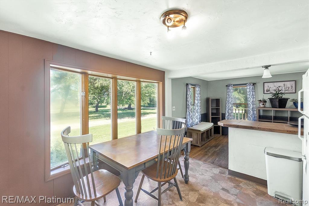 2317 North Nichols Road Flushing, MI 48433 - Photo 9 of 27