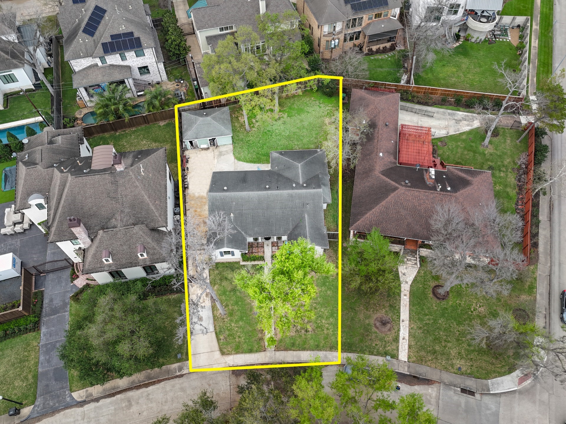 3310 Durness Way Houston, TX 77025 - Photo 2 of 21