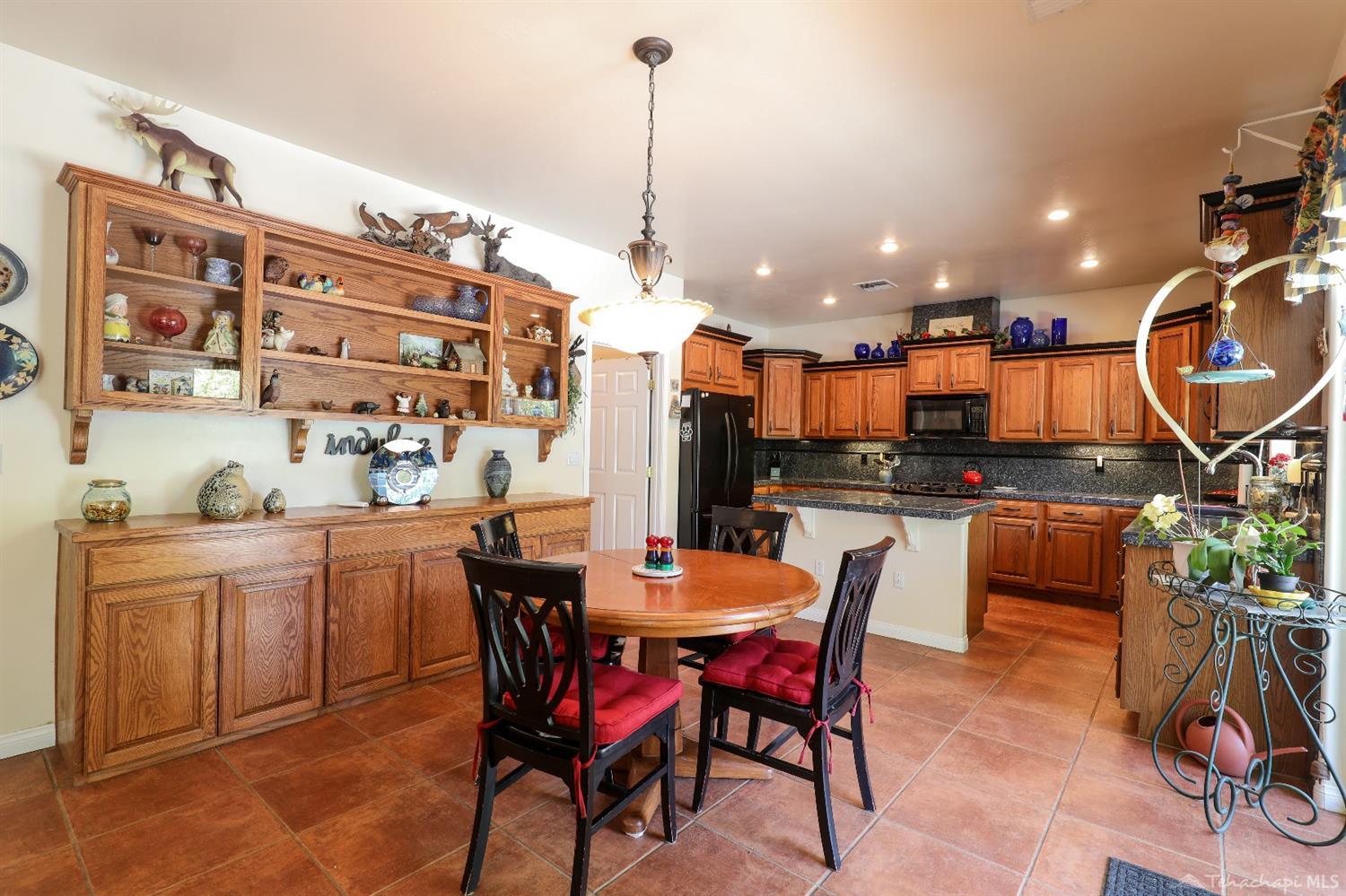 30554 Fox Ridge Court Tehachapi, CA 93561 - Photo 32 of 75 Gallery Image 32