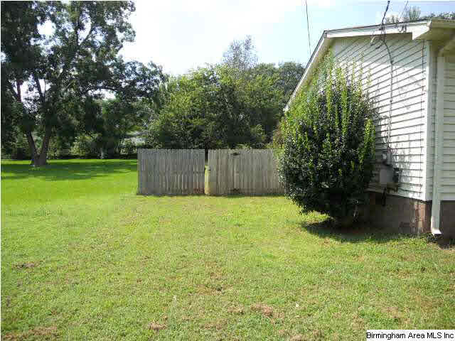 843 Delta Street Bessemer, AL 35020 - Photo 17 of 18