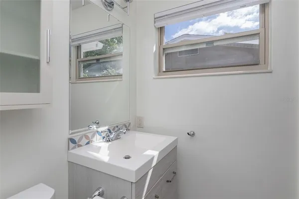 $2,500 | 11343 87th Avenue, Seminole, FL 33772