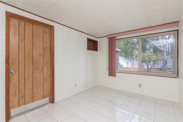 $2,500 | 11343 87th Avenue, Seminole, FL 33772