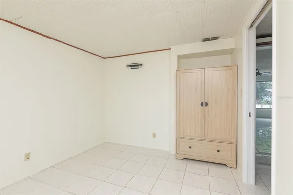 $2,500 | 11343 87th Avenue, Seminole, FL 33772