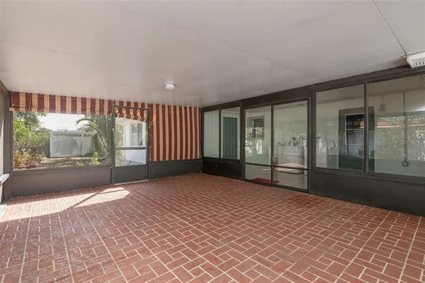 $2,500 | 11343 87th Avenue, Seminole, FL 33772