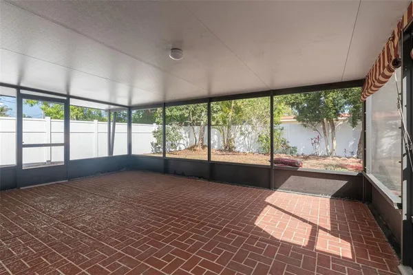 $2,500 | 11343 87th Avenue, Seminole, FL 33772