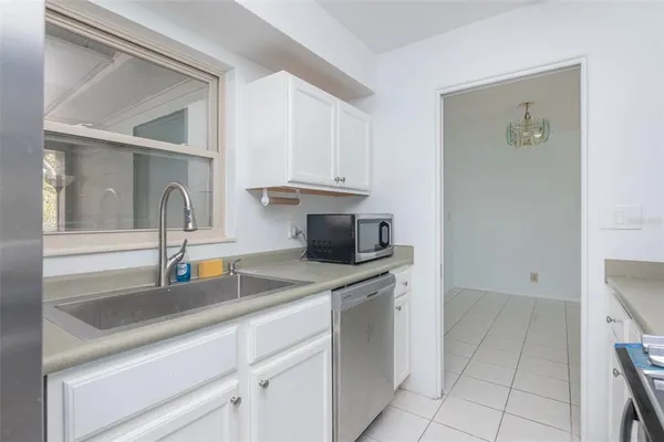 $2,500 | 11343 87th Avenue, Seminole, FL 33772