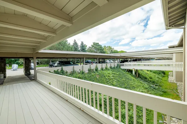$2,000 | 893 Cliffs Drive, Unit 307A, Ypsilanti, MI 48198
