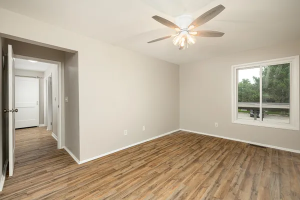 $2,000 | 893 Cliffs Drive, Unit 307A, Ypsilanti, MI 48198