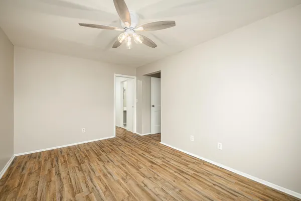 $2,000 | 893 Cliffs Drive, Unit 307A, Ypsilanti, MI 48198