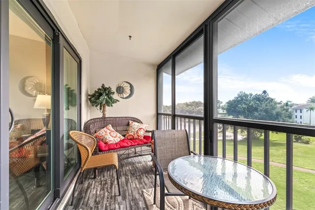 $187,500 | 1871 Pine Ridge Way West, Unit H3, Palm Harbor, FL 34684