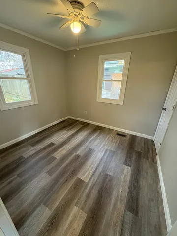 $129,900 | 211 Clinton Street, Austin, MN 55912