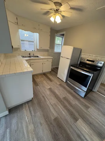 $129,900 | 211 Clinton Street, Austin, MN 55912