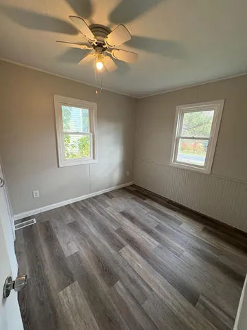 $129,900 | 211 Clinton Street, Austin, MN 55912